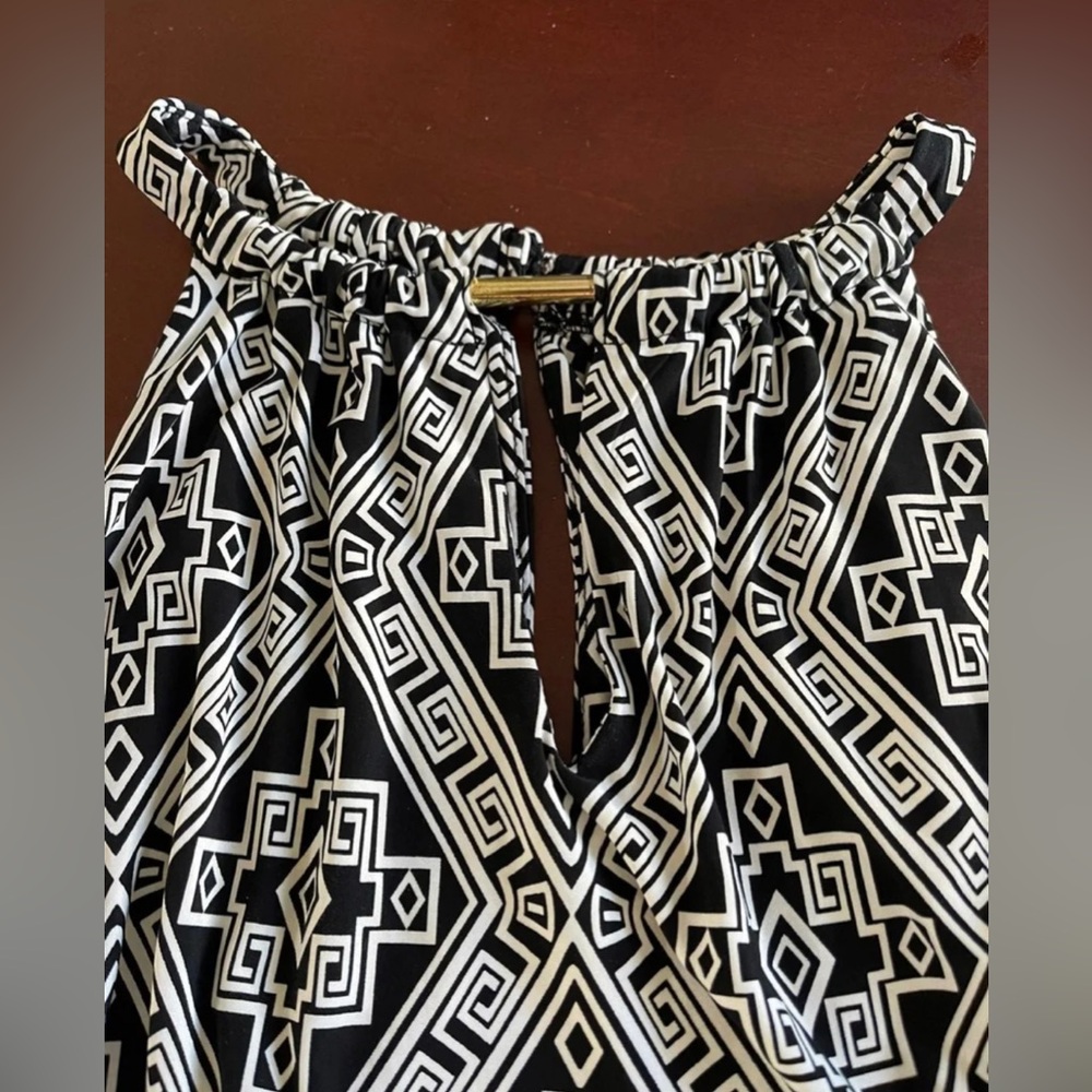APT.9 Halter Black & White Geometric Print Maxi Dress size Medium - Picture 7 of 8